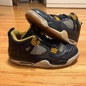 Jordan 4